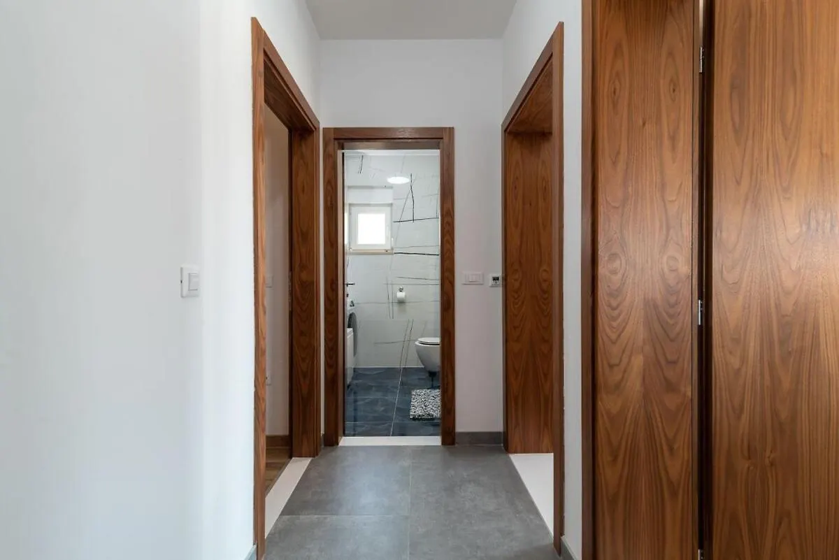 Apartment Mileni Trogir 0*,  Croatia