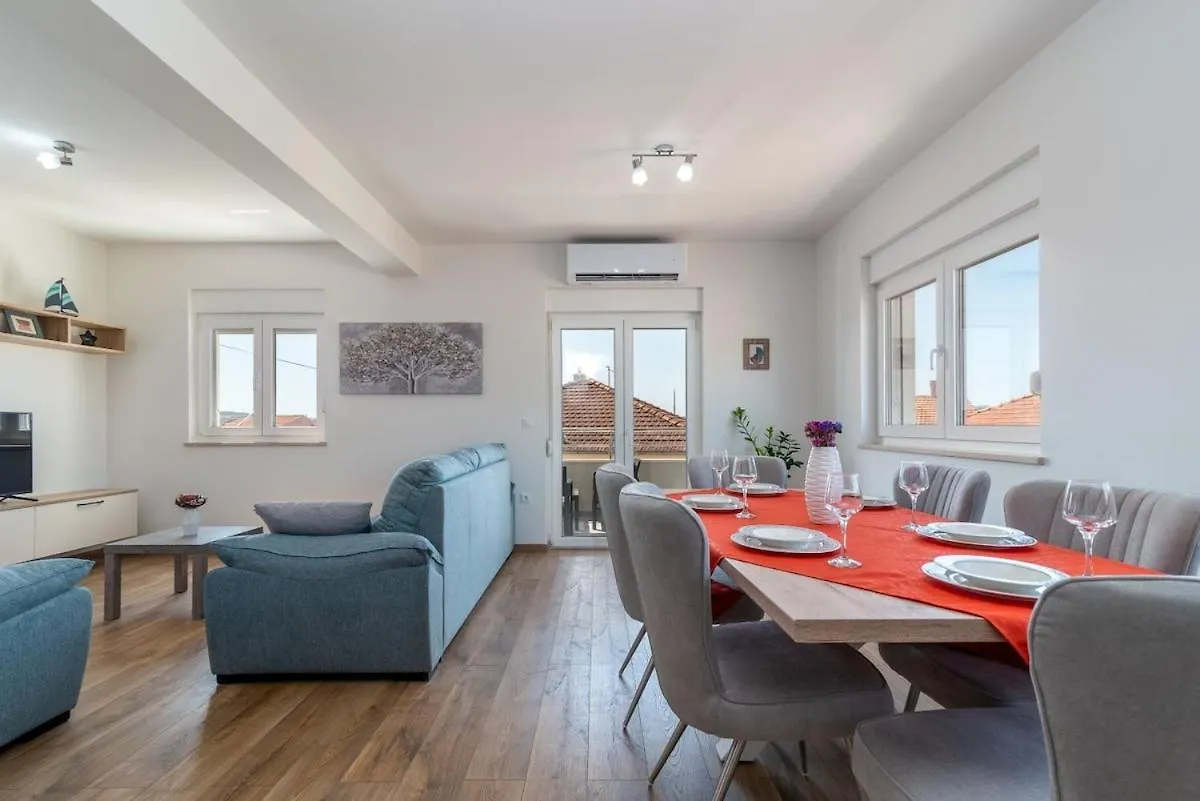 Apartment Mileni Trogir